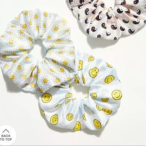 Free People Romeo Scrunchie - Smiley Print